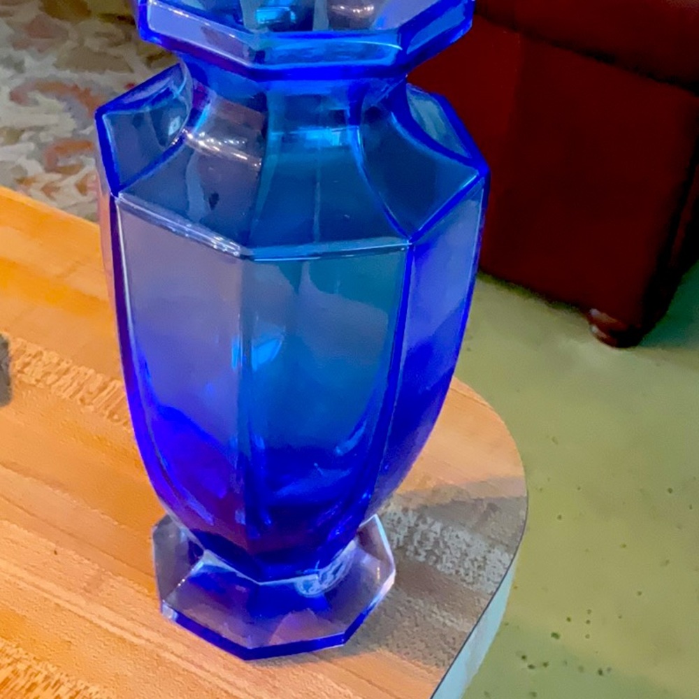Royal Gallery Cobalt Blue Octagon Vase 24% Pb CRYSTAL Cased Vase Italy 8.5”